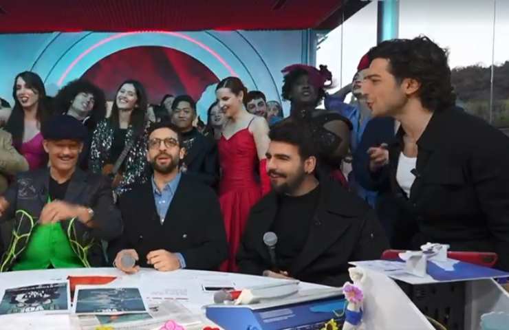 il volo ospiti viva rai2